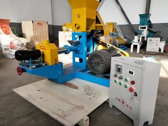 FISH FOOD EXTRUDER